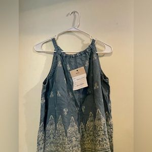 Eci New York shirt for women color blue/Ivory size M condition New